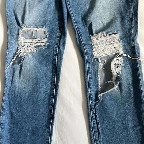 Madewell The Perfect Vintage Jean in Denman Wash - Picture 8 of 9